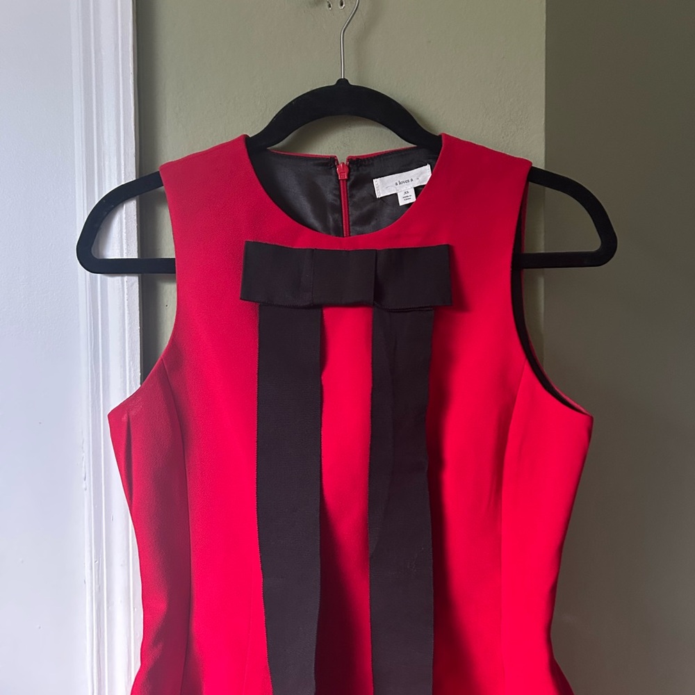 A Loves A Women’s Elegant Red Dress with Black Bow Sz XS - Picture 3 of 9